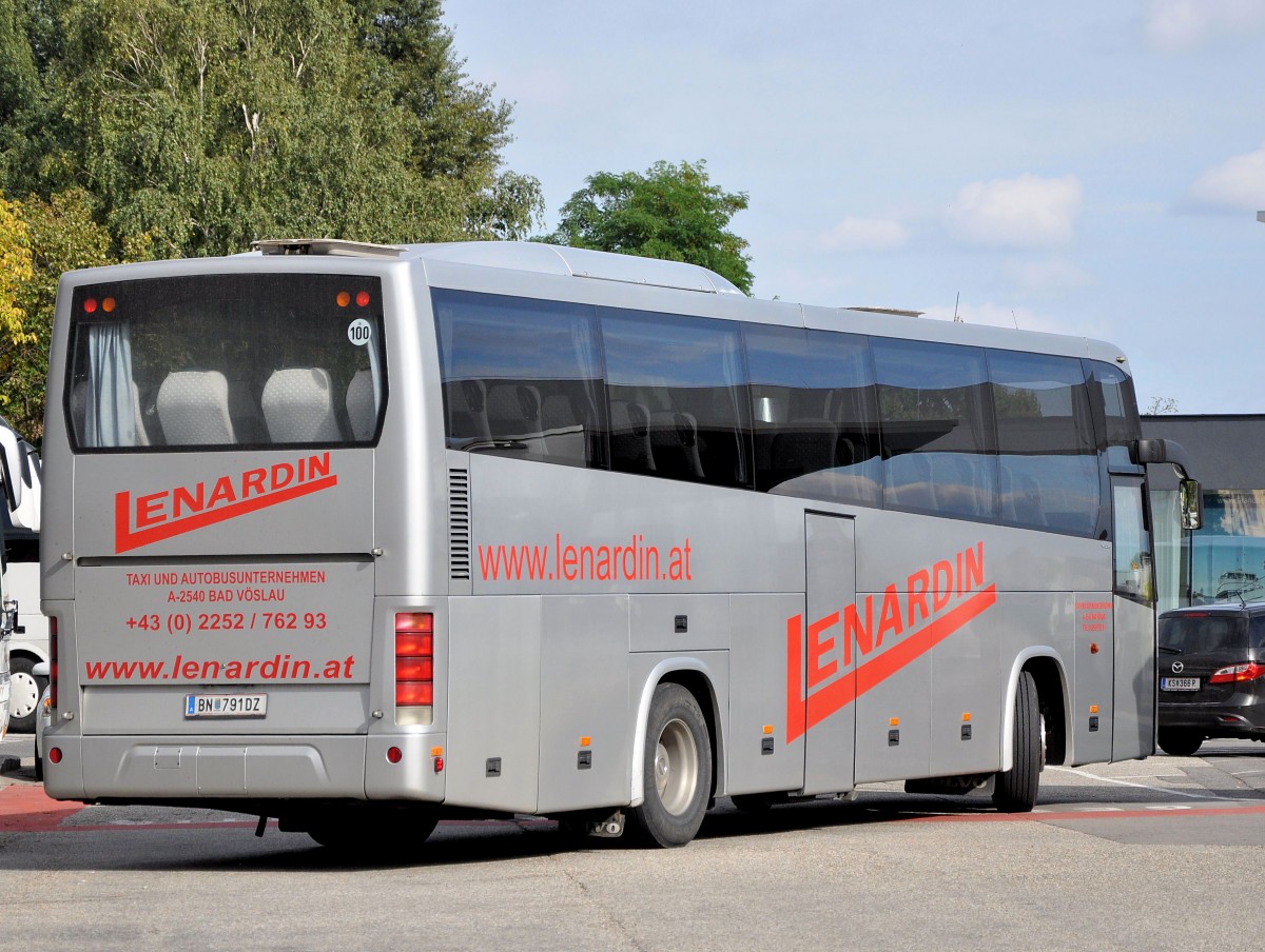 VOLVO 9900 von LENARDIN/�sterreich im September 2013 in Krems.
