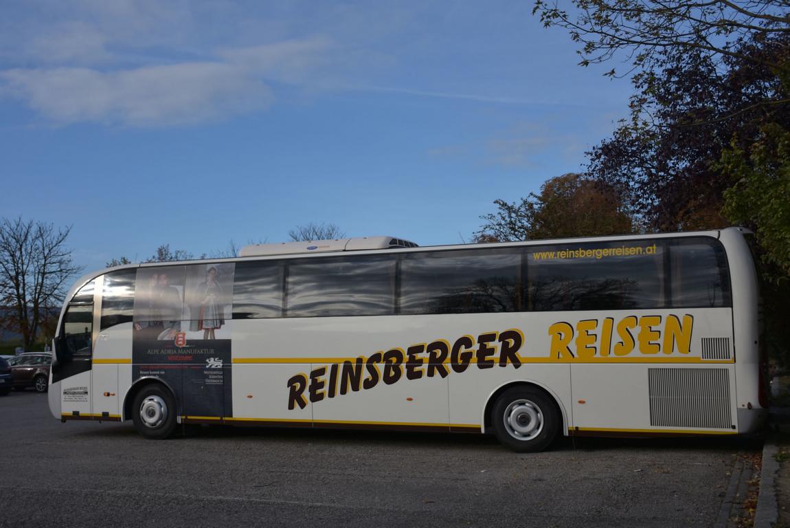 Volvo B9R Elegance von Reinsberger Reisen aus �sterreich 10/2017 in Krems.