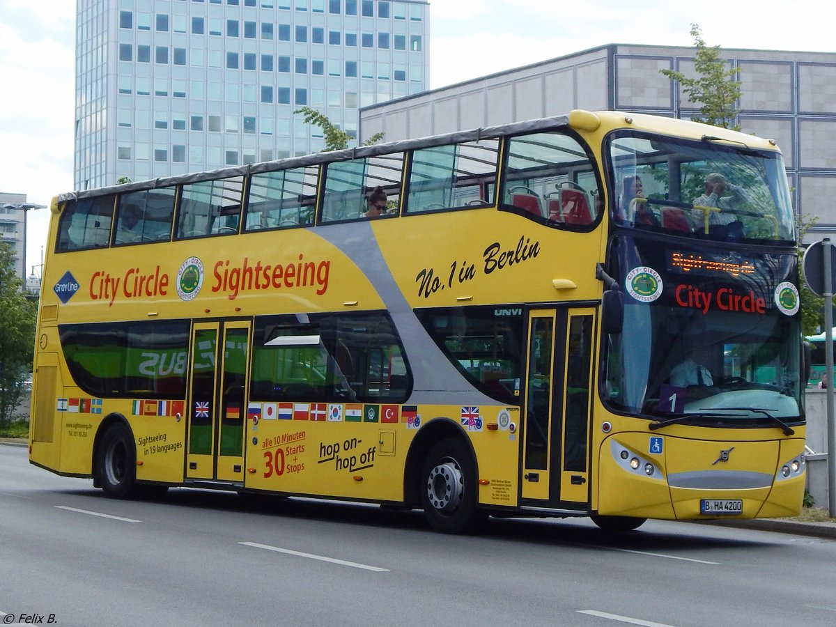 Volvo UNVI B9TL von Haru aus Deutschland in Berlin. 