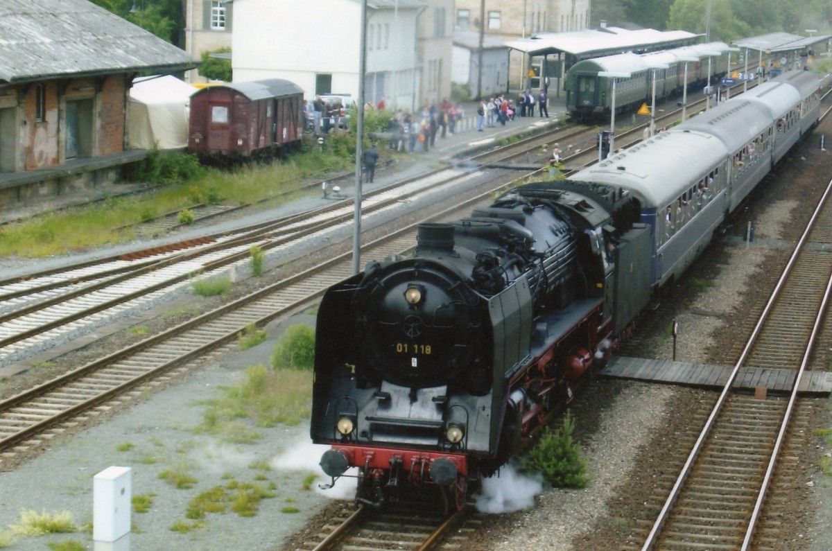 Von der Br�cke wurde 01 118 ins DDM am 8 Juni 2009 fotografiert.