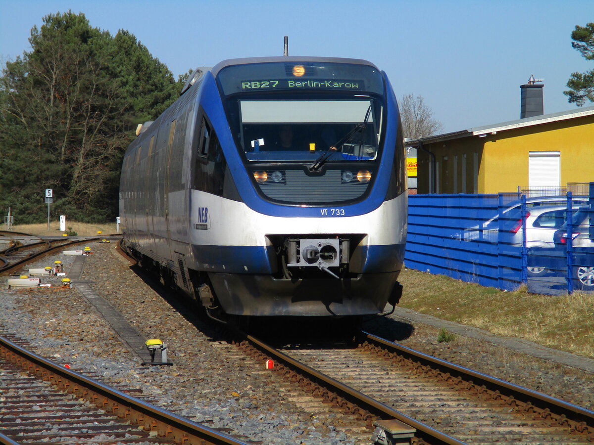 Von Groß Schönebeck kam,am 12.März 2022,der NEB VT 733 in Basdorf an.