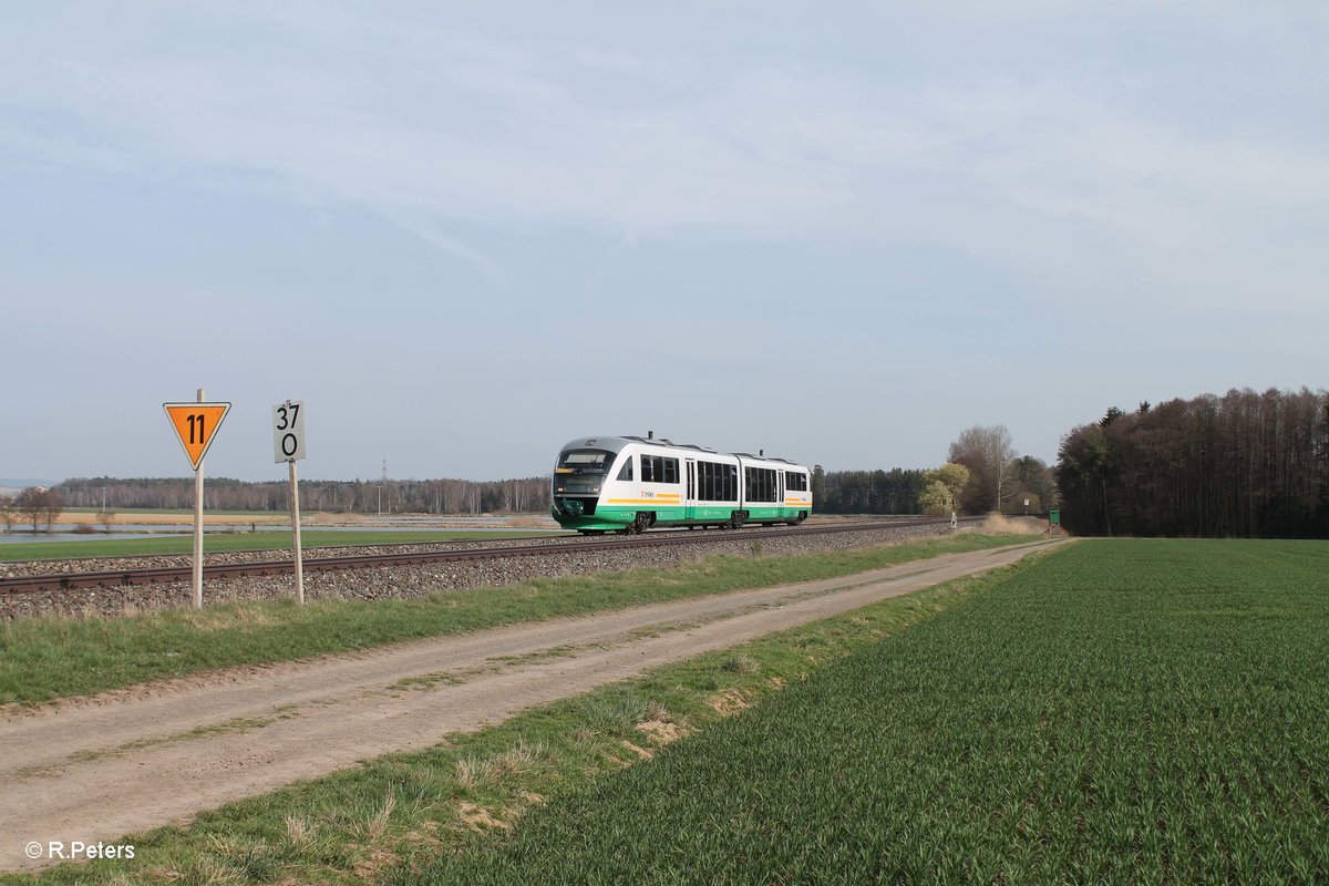 VT11 als OBP79732 Regensburg - Marktredwitz bei Oberteich. 05.04.16