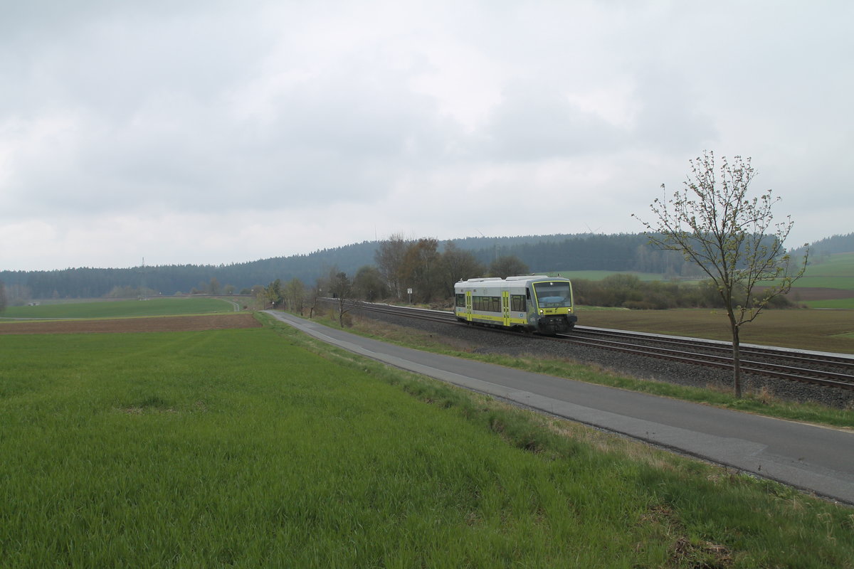 VT650 714 als ag84531 Bad Rodach/Bayreuth - Hof bei Marktleuthen. 20.04.17