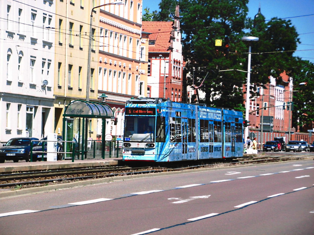 Wagen 631 an der Haltestelle Damaschkestra�e in Halle (Saale) am 14.6.17