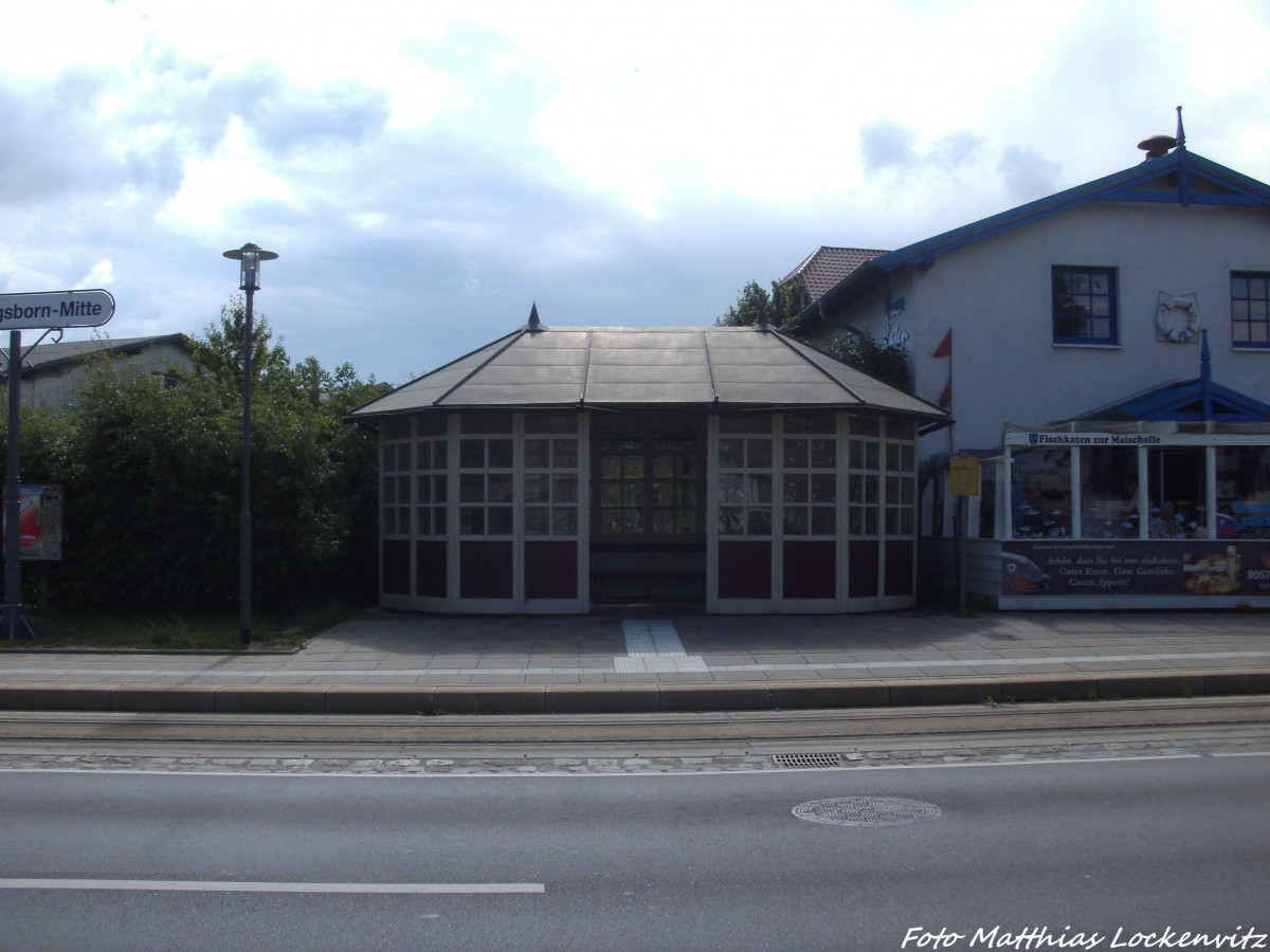 Warteh�uschen vom Bahnhof K�hlungsborn Mitte am 13.7.14