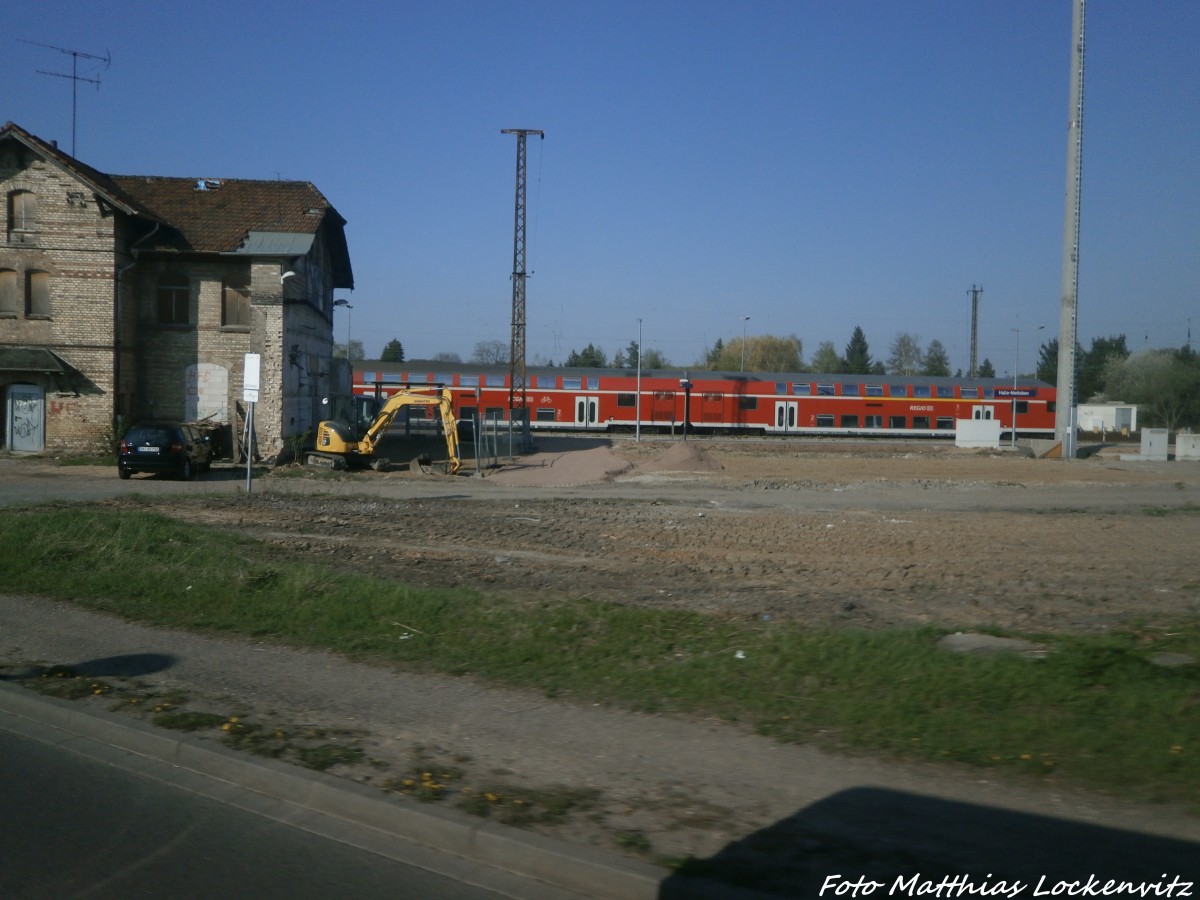Weg ist der G�terschuppen im Bahnhof Halle-Nietleben am 23.4.15
