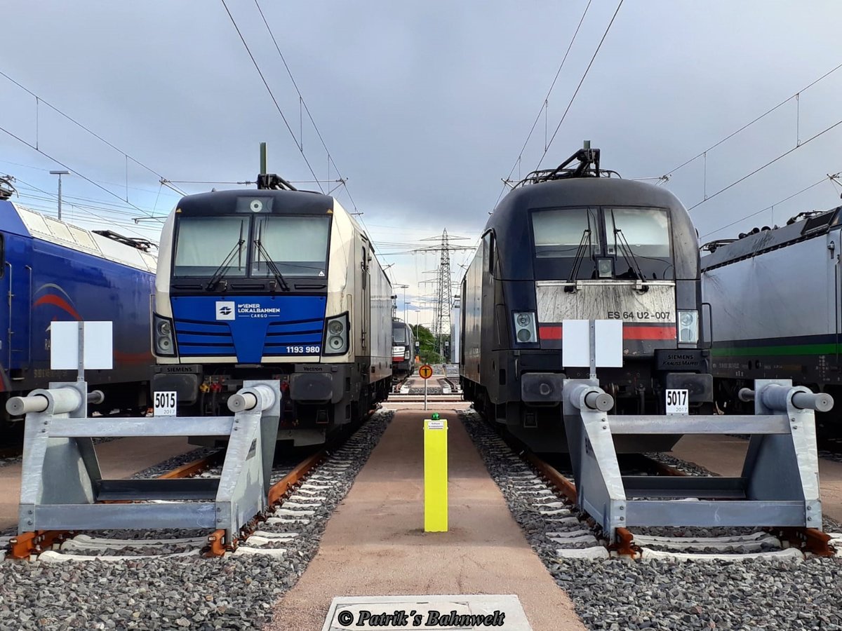WLC 1193 9802 & MRCE 182 507 abgestellt bei der Lokservicestelle Hafen West am 04.05.2019 in Hamburg-Altenwerder