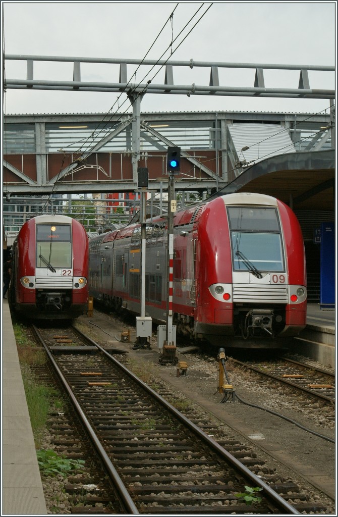 Zwei CFL  Computerm�use  in Luxembourg.
14.06.2013