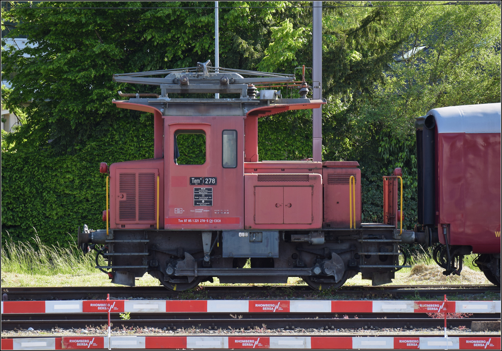 150 Jahre Emmentalbahn.

Tem II 278 auf dem Gelände des Vereins Extrazug nachdem das Jubiläum gefeiert ist. Langnau, Mai 2025.
