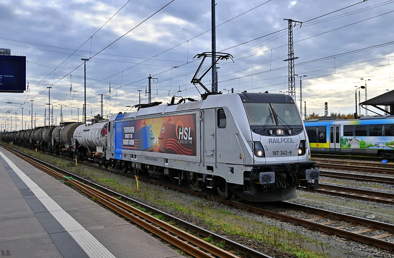 187 343-9 zog einen tankzug durch stralsund,09.11.22