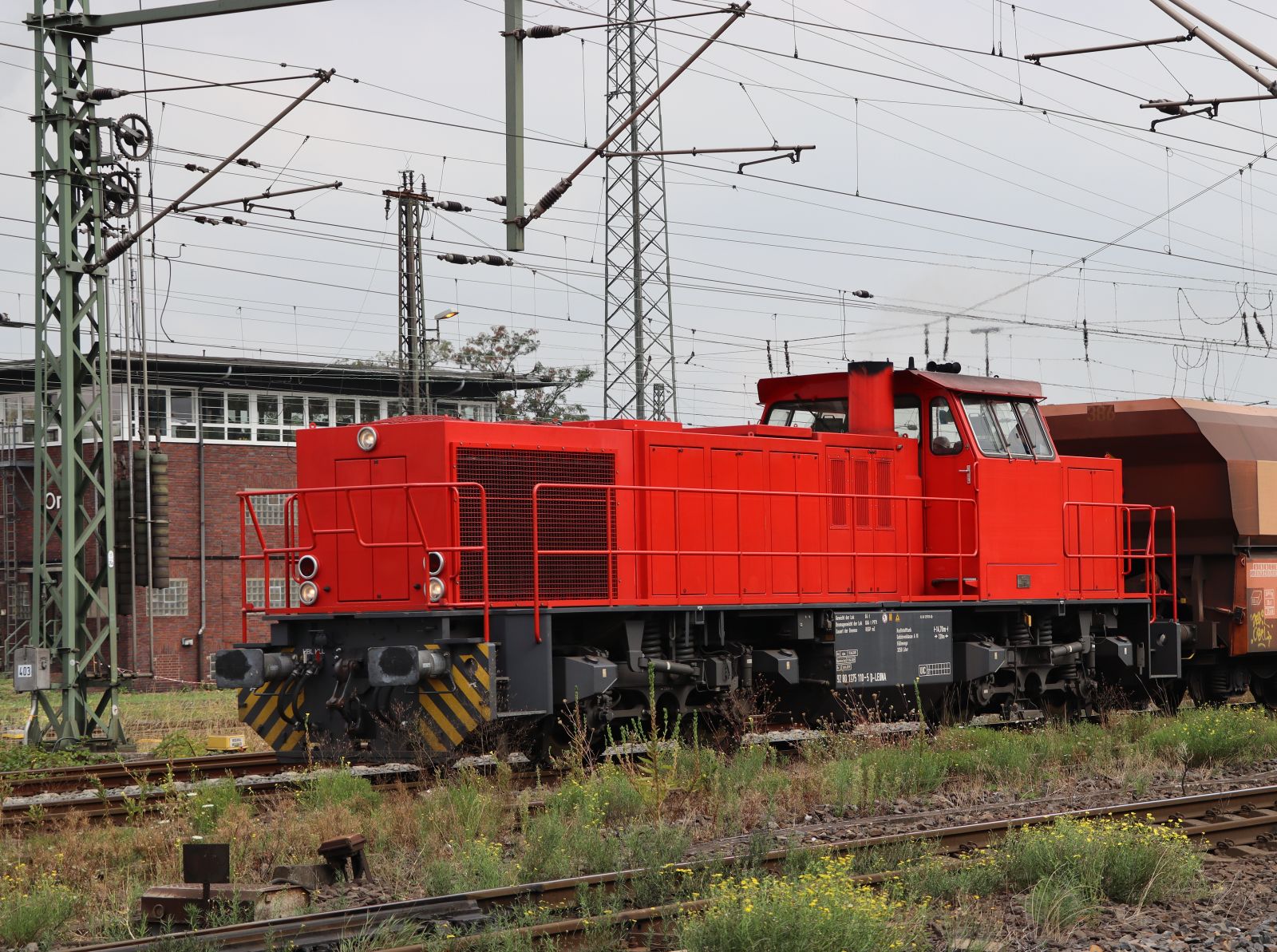 IL (Infra Leuna GmbH, Leuna) Diesellok 214 (92 80 1275 110-5 D-LEUNA) Gterbahnhof Oberhausen West 18-08-2022.

IL (Infra Leuna GmbH, Leuna) dieselloc 214 (92 80 1275 110-5 D-LEUNA) goederenstation Oberhausen West 18-08-2022.