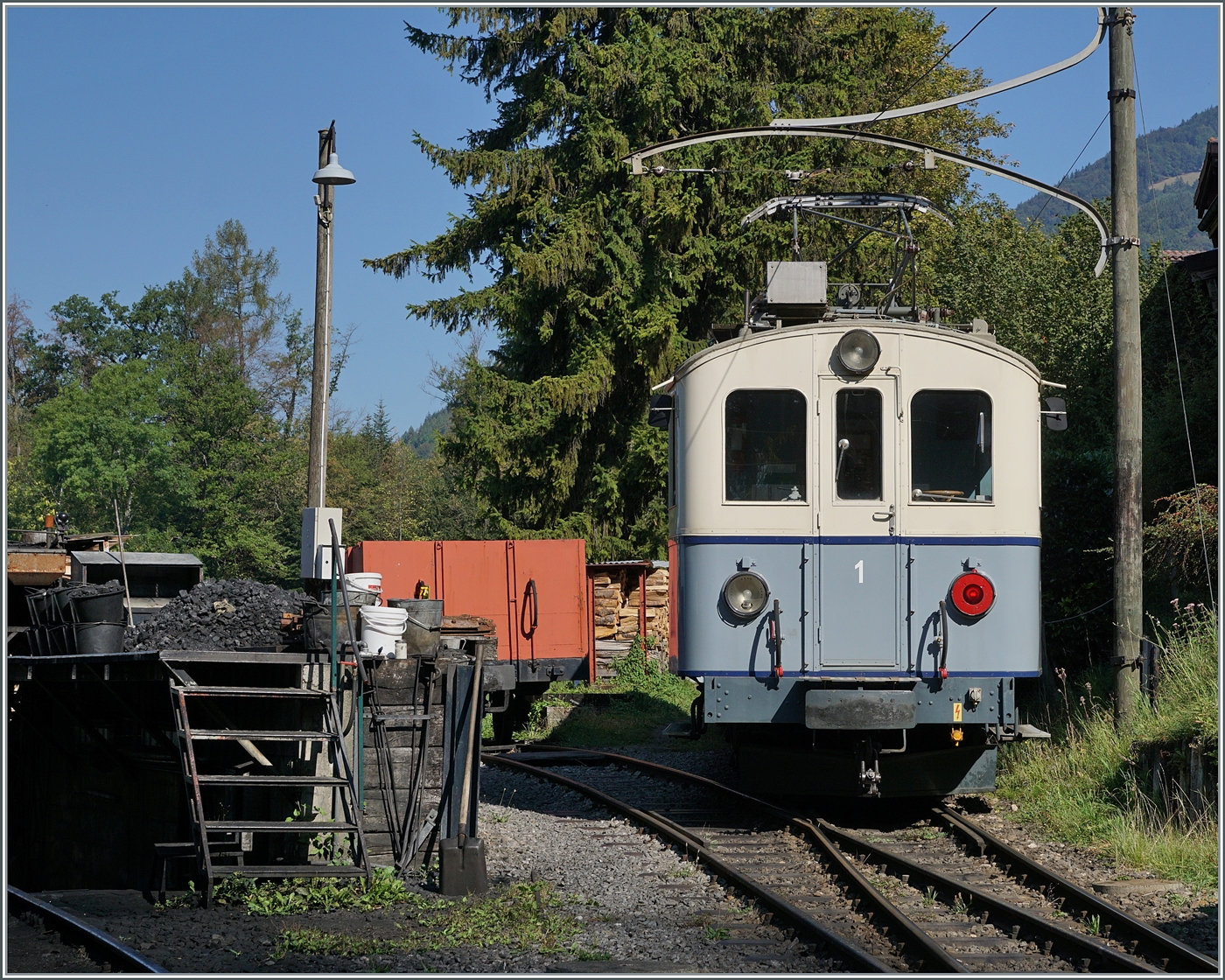  Le Chablais en fête  bei der Blonay Chamby Bahn. Der 1913 gebaute und 1940 umgebaute BCFe 4/4 N° 1 der ASD als Gast bei der Blonay-Chamby Bahn erreicht Chaulin.

9. September 2023 