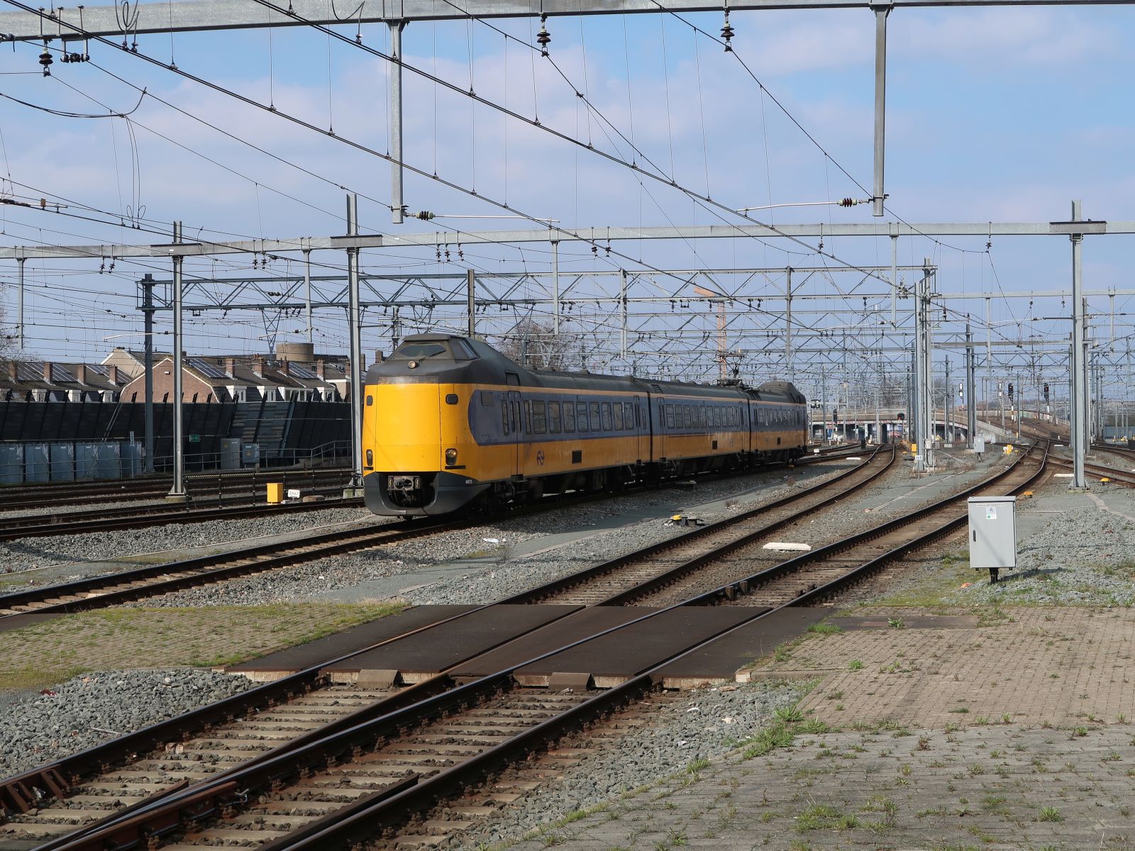 NS ICM-III Triebzug 4075 Utrecht Centraal Station 07-03-202


NS ICM-III treinstel 4075 binnenkomst Utrecht CS 07-03-2024.