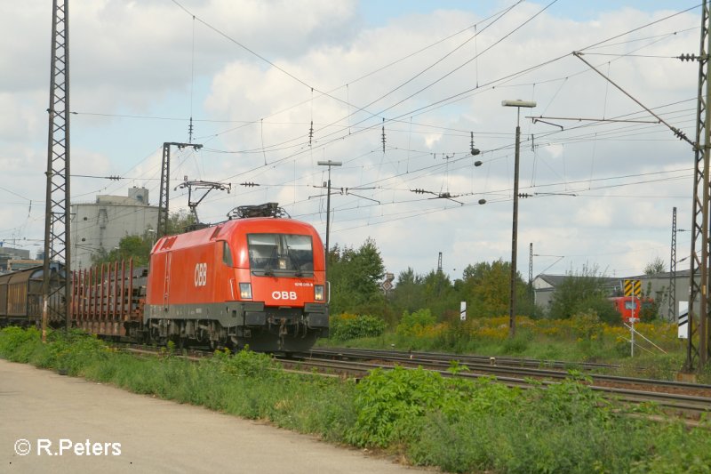 1016 010-9 zieht ein gemischten Gterzug an Regensburg Ost vorbei. 13.09.07