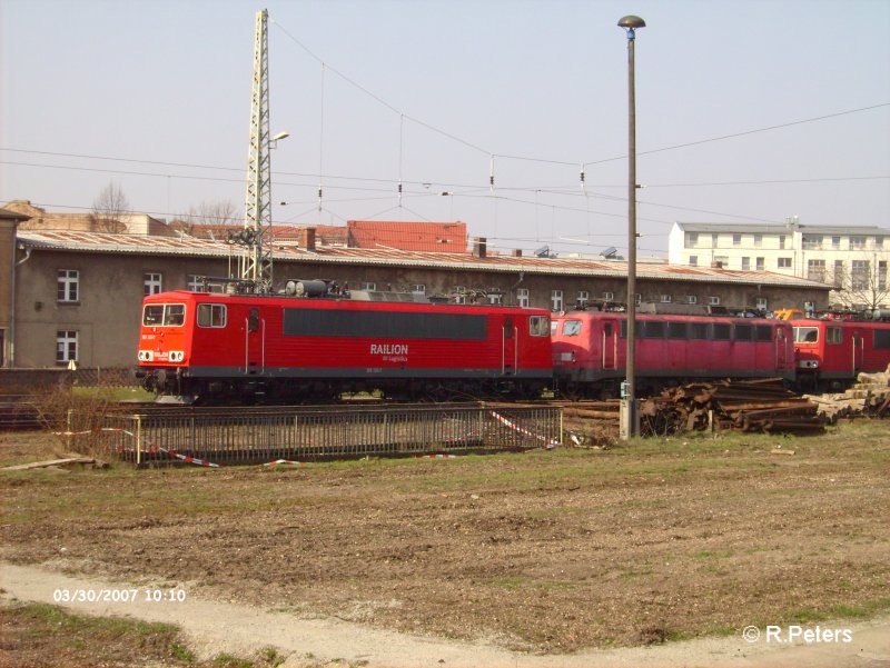 155 135-7 und einieg andere Maschinen warten auf neue Aufgaben in Frankfurt/Oder 30.03.07