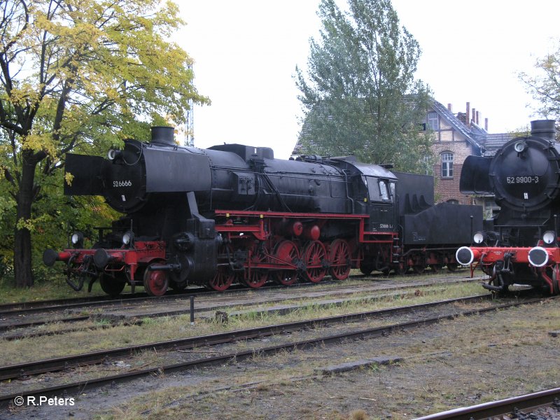 52 6666 mit Steifrahmtender im BW Schneweide. 28.09.07