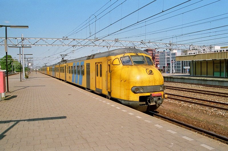 914 in Leiden Centraaal am 03-05-2007.