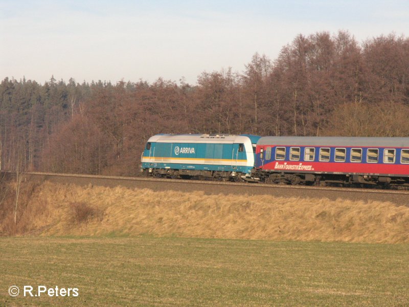 Der versptete Alex nach Hof gezogen von 223 063 bei Oberteich. 20.12.07