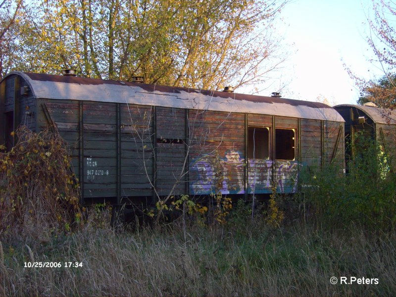 Ein Bauwagen 947 0210-8 in Frankfurt/Oder. 25.10.06