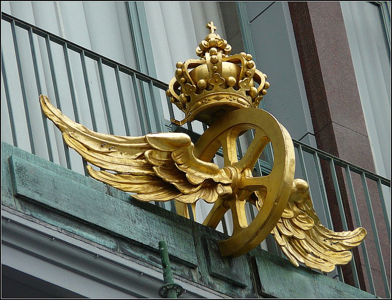 Fl�gelrad am Bahnhof Antwerpen Centraal. 13.09.08 (Jeanny)