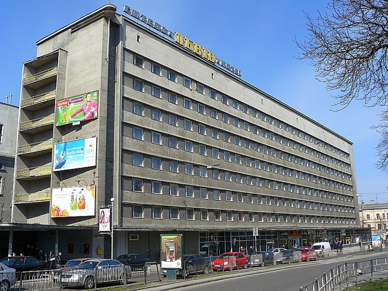 Hotel Lviv. Ein Bauwerk aus Sowjetzeiten. 28-03-2008.