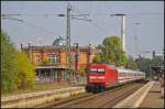 DB Fernverkehr 101 073-5 mit dem IC 2348 Hamburg Hbf - D�sseldorf Hbf am 05.09.2014 bei dem planm��igen Halt in Uelzen