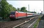 DB Fernverkehr 101 106-3 und dem IC378  Carl Maria von Weber  nach Ostseebad Binz (gesehen Berlin Karow 21.05.2011)