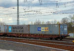 Vierachsiger Drehgestell-Containertragwagen 33 54 4663 045-1 CZ-MT, der Gattung Sggnss, der METRANS a.s., am 14.04.2018 im Zugverband bei der Durchfahrt im Bahnhof Friedberg (Hessen).