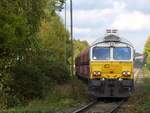 ECR (Euro Cargo Rail) Diesellok 077 014-4 bei der Abfahrt Wanheim Angerhausen, Duisburg.