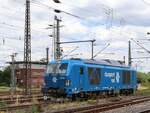 Duisport Rail Vectron Dual Mode elektrische und Diesel Lokomotive 248 050-7 (90 80 2248 050-7 D-NRAIL) Gterbahnhof Oberhausen West 11-07-2024.

Duisport Rail Vectron Dual Mode elektrische en dieselelektrische locomotief 248 050-7 (90 80 2248 050-7 D-NRAIL) goederenstation Oberhausen West 11-07-2024.