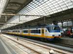 TW 2981 und 2956 Gleis 10 Amsterdam Centraal Station 08-05-2013.