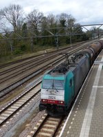 NMBS Lok 2824 mit Gterzug.