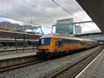 NS DDZ-VI Triebzug 7616 Gleis 12 Utrecht Centraal Station 18-04-2024.