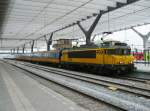 1745 mit ICR Wagen als Intercity Den Haag-Venlo.