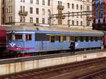 SJ AFM7 Steuerwagen Nummer 5544 (50 74 8073 544-2) Stockholm C., Schweden 19-04-1993. Scan und Bild: Hans van der Sluis.


SJ AFM7 stuurstandrijtuig nummer 5544 (50 74 8073 544-2) Stockholm C., Zweden 19-04-1993. Scan en foto: Hans van der Sluis.