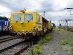 Am 14 Juli 2022 steht InfraBel Gleisstopfmachine 31.942.267.60 in LIer (in der Nähe von Antwerpen).
