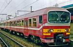 Am 16 Juli 1998 steht NMBS 912 in Mechelen Centraal.