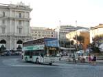 Guleryuz Cobra Cabrio-Doppeldecker Piazza della Repubblica, Rom 30-08-2014.