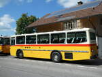 (239'864) - Krummenacher, Zillis - Nr. 74/BE 243'579 - Saurer/R&J (ex AVG Meiringen Nr. 74; ex PostAuto Berner Oberland; ex P 24'357) am 28. August 2022 in Schwarzenegg, Restaurant Kreuz