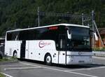 (265'966) - Aus Frankreich: Aventura Travel, Ballainvilliers - DW 394 YP - Van Hool am 19. August 2024 beim Bahnhof Interlaken Ost