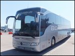 Mercedes Tourismo von Bohr aus Deutschland im Stadthafen Sassnitz.