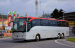 Mercedes Tourismo aus Ungarn in Krems.