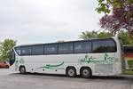 Neoplan Tourliner aus Ungarn in Krems.