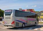 Neoplan Tourliner von RTTIMANN Reisen aus der CH im Mai 2018 in Krems.