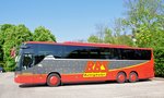 Setra 416 GT-HD von Bettighofer Reisen aus der BRD in Krems gesehen.