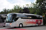 Setra 415 GT-HD von Stelzeneder Reisen aus der BRD in Krems gesehen.