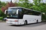 Van Hool aus Polen am 17.5.2015 in Krems.