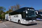 Van Hool TX15 mit Radhnger von JACOBS Reisen aus Belgien 2017 in Krems.