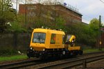 db-netz-turmtriebwagen-etc-/493847/db-netz-742-107-am-29042016 DB Netz 742 107 am 29.04.2016 in Hamburg-Harburg auf dem Weg nach Maschen Rbf.