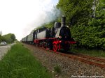 91 134 und 112 703 (203 230) als Leerzug unterwegs nach Putbus kurz vor dem Hundeplatz Sassitz (Ortsteil von Bergen auf R�gen) am 21.5.16